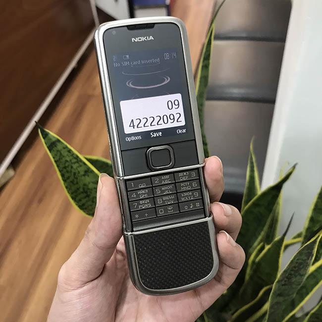 Nokia 8800 Carbon Arte: Bạn đang tìm kiếm một chiếc điện thoại sang trọng và ấn tượng? Nokia 8800 Carbon Arte là giải pháp dành cho bạn! Với thiết kế tinh tế và kim loại nặng, đây là một sản phẩm không thể bỏ qua. Xem hình ảnh để cảm nhận được sự đẳng cấp và sang trọng của chiếc Nokia 8800 Carbon Arte.