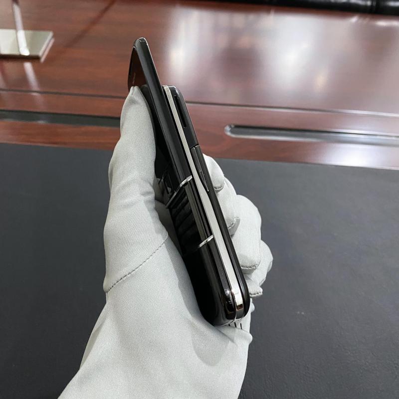 Nokia 880 Sapphire Đen