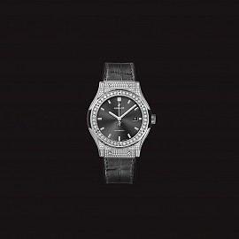 Hublot Classic Fusion Titanium Grey Pave Diamonds 33mm