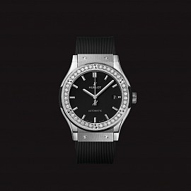 Hublot Classic Fusion Titanium Black 38mm Dây Cao Su