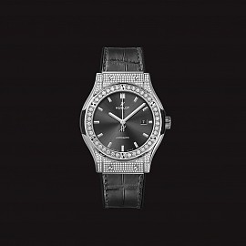 Hublot Classic Fusion Titanium Grey Full Pave Diamonds 38mm