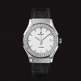 Hublot Classic Fusion Titanium Opalin Bezel Diamonds 42mm (1 hàng kim)