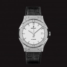 Hublot Classic Fusion Titanium Opalin Pave Diamonds 42mm