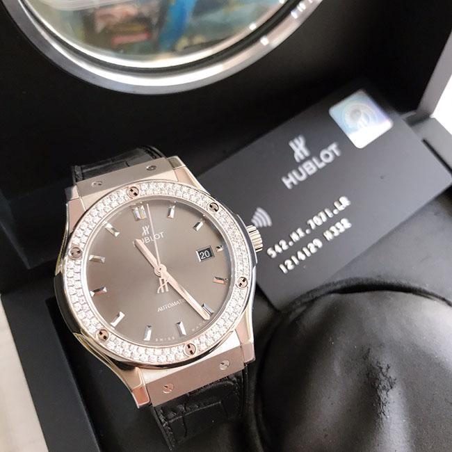 /images/image.php?width=1000&image=/admin/sanpham/Hublot-Classic-Fusion-Racing-Grey-size-42mm_1928_anhkhac0.jpg
