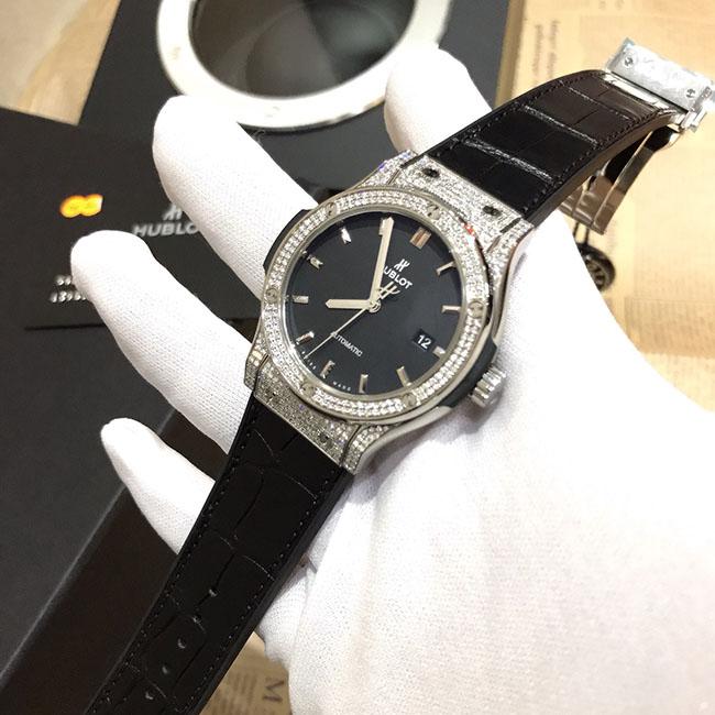 /images/image.php?width=1000&image=/admin/sanpham/Hublot-Classic-Fusion-Titanium-Diamond-Pave-6_1958_anhkhac0.jpg