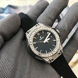 Hublot Classic Fusion Pave Diamond 33mm
