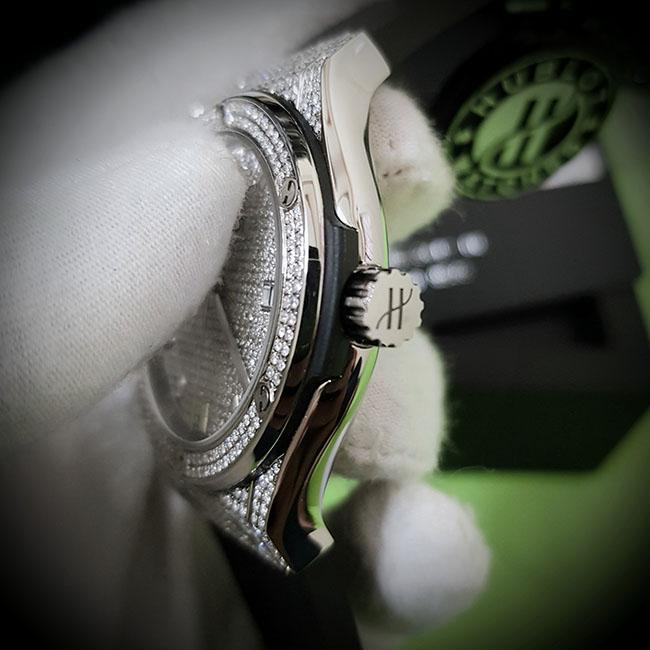 /images/image.php?width=1000&image=/admin/sanpham/Hublot-classic-fusion-titanium-full-pave-42mm5_2005_anhkhac4.jpg