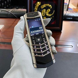 Vertu Signature S Platinum Diamond Select Key