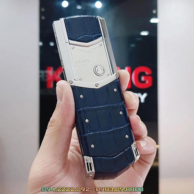 /images/image.php?width=1000&image=/admin/sanpham/Vertu-signature-S-navy-alligator3_1842_anhkhac2.jpg