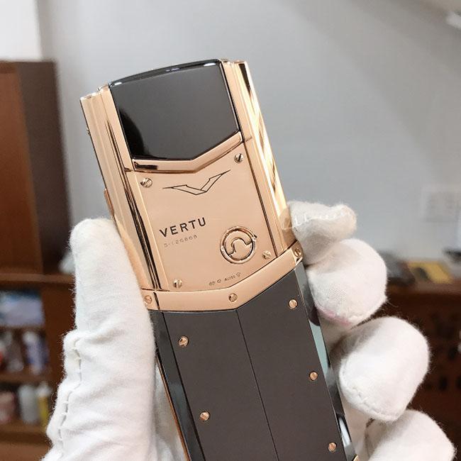/images/image.php?width=1000&image=/admin/sanpham/Vertu-signature-s-black-ceramic-mix-red-gold-diamond3_2019_anhkhac2.jpg