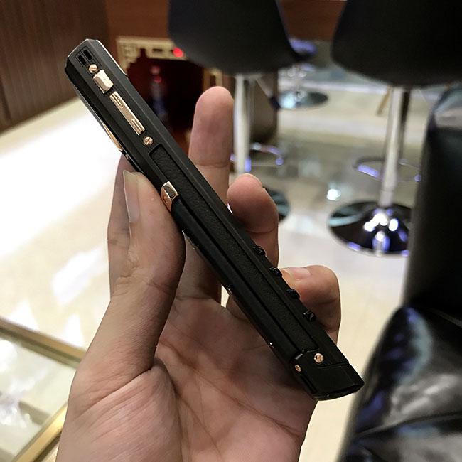 /images/image.php?width=1000&image=/admin/sanpham/Vertu-signature-s-pure-black-mix-rose-gold1_1977_anhkhac0.jpg