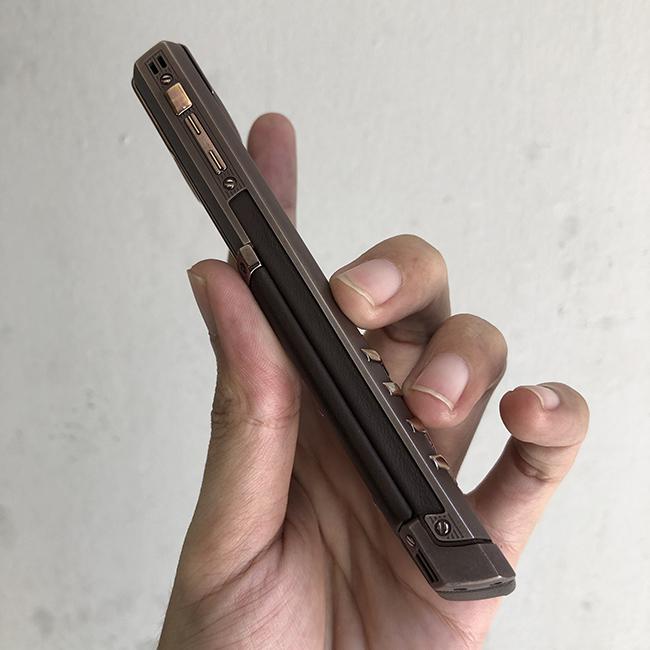 /images/image.php?width=1000&image=/admin/sanpham/Vertu-signature-s-pure-brown-chinh-hang3_1970_anhkhac2.jpg