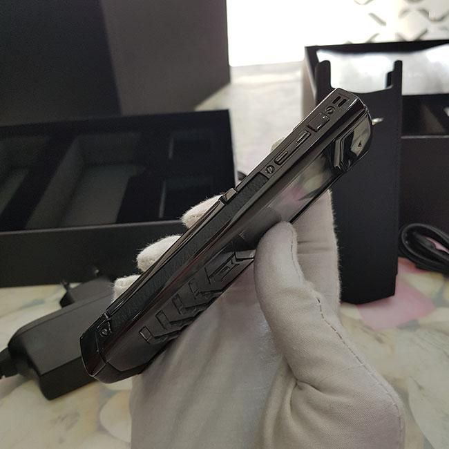 /images/image.php?width=1000&image=/admin/sanpham/Vertu-signature-s-ultimate-black2_1999_anhkhac1.jpg