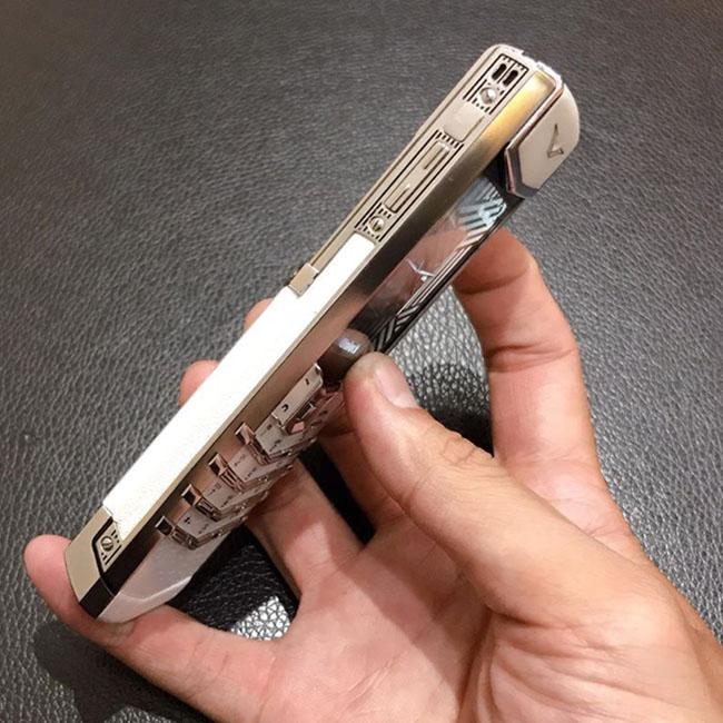 /images/image.php?width=1000&image=/admin/sanpham/Vertu-signature-s-white-ceramic2_1945_anhkhac1.jpg