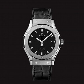 Hublot Classic Fusion Titanium Black 42mm