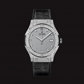 Hublot Classic Fusion Titanium Black Full Pave Diamonds 42mm