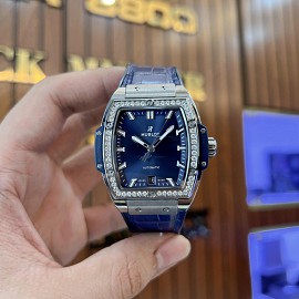 Đồng hồ Hublot Spirit Of Big Bang Navy Diamond 39mm (Lướt)