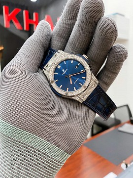 Hublot Classic Fusion Pave Diamond Navy 42mm Lướt