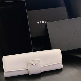 Bao Da Vertu Zin Trắng Cầm Tay Sang Trọng
