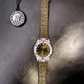 Hublot Classic Fusion Pave Diamond Green 33mm (NỮ)