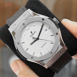 Hublot Classic Fusion Opalin - White
