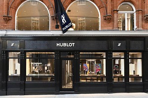 Khang Luxury: Cửa hàng đồng hồ Hublot TPHCM