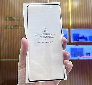Kính cường lực MetaVertu giúp bảo vệ màn hình dế cưng đắt tiền